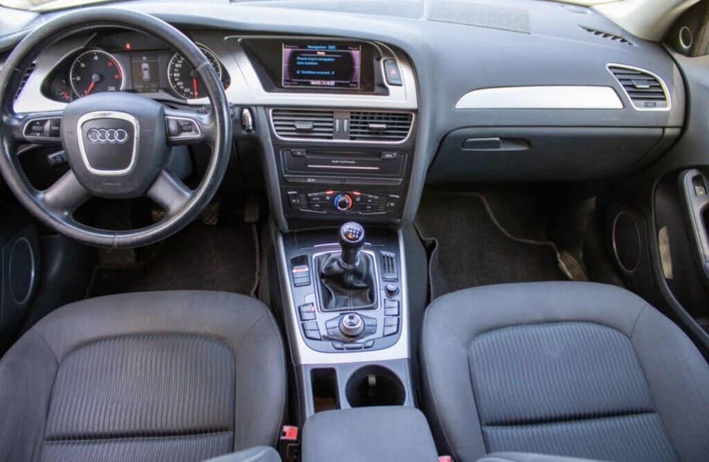 Audi A4 Avant 2.0 TDI 136k - 11