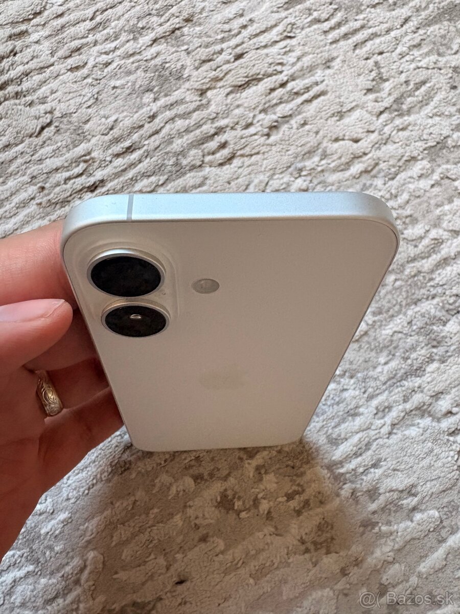 Apple iPhone 16 White - 11
