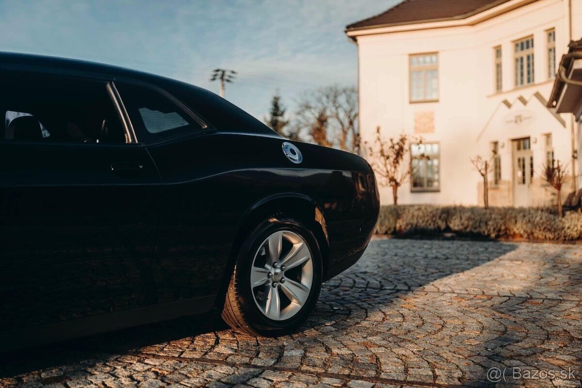 Dodge Challenger 3.6L - 11