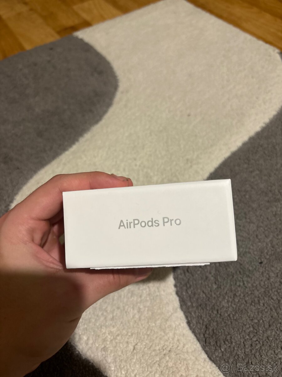 Airpods Pro 2. Generacie (USB-C) - 11