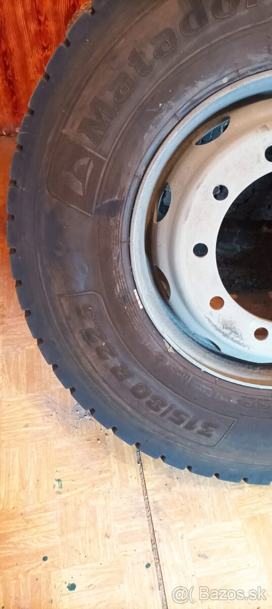 315/80R22.5 - 11