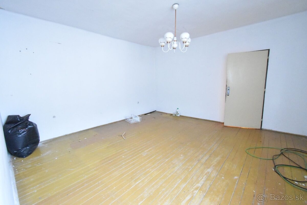 Viničné: rodinný dom postavený na pozemku 854 m2 - 11