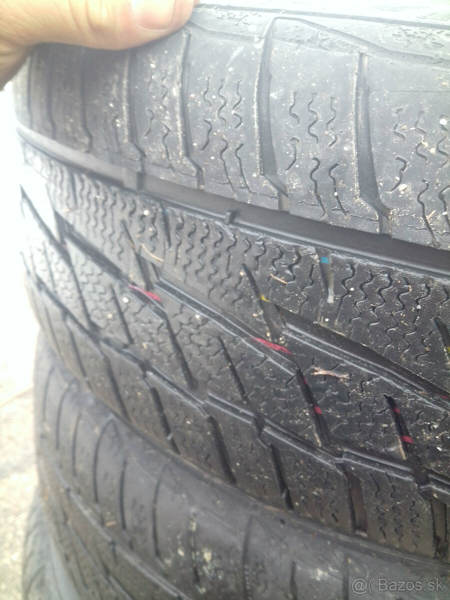 sada 195/60 R15 zimné pneumatiky 4108 - 11