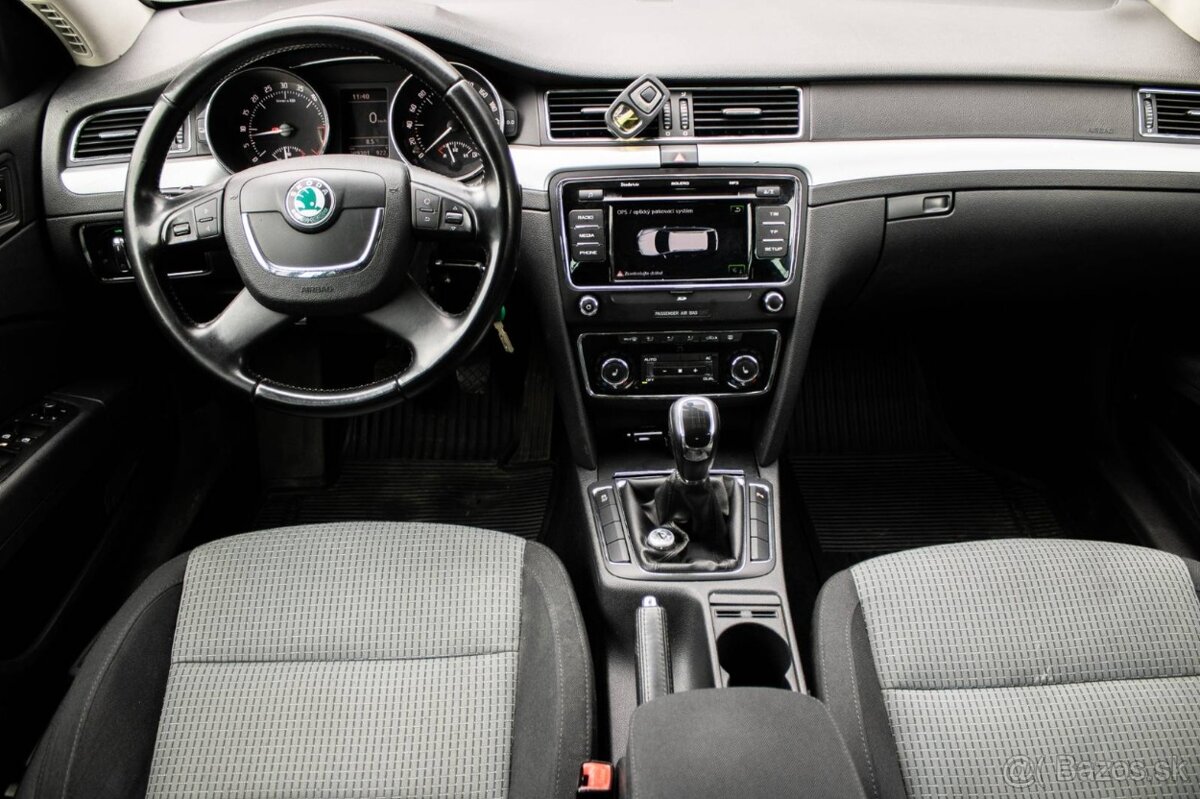 Škoda Superb Combi 2.0 TDI, 125kW (2012) - 11