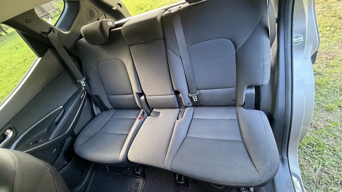Predaj Hyundai Santa FE 2,2 CRDI 2017 - 11