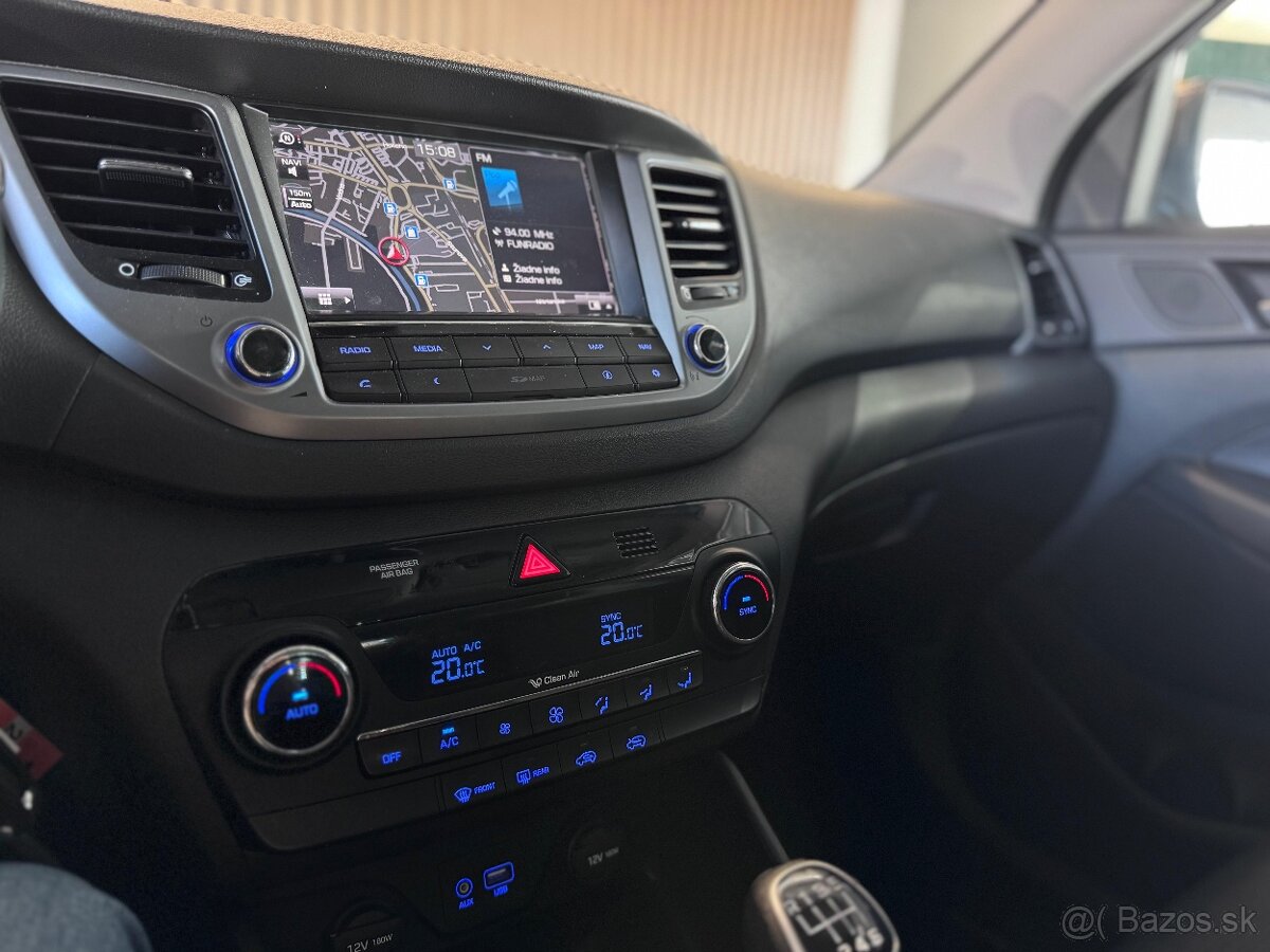 Hyundai Tucson 1.7 CRDI Family - 11