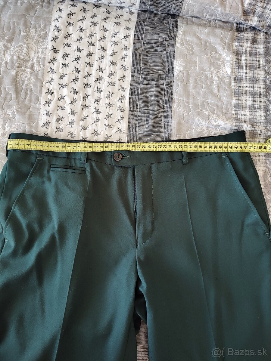 Pánsky tmavozelený oblek svadobný - 11