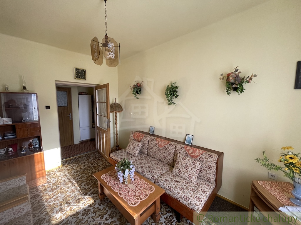 Päťizbový rodinný dom s garážou v Tvrdošovciach - 11