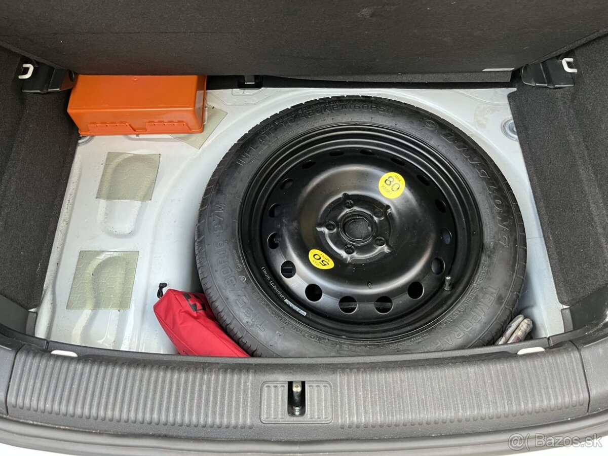 Audi A1 Attraction 1.6 TDI 77kW - 11