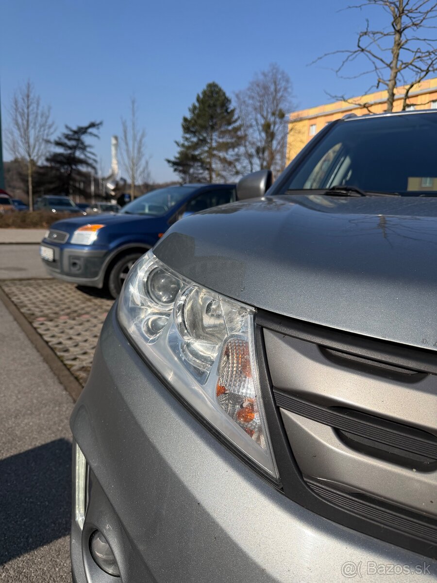 Suzuki Vitara 1.6VVT Premium 2WD - 11