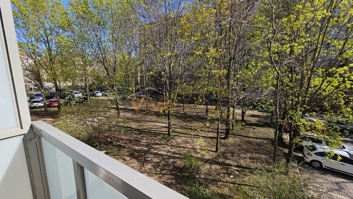 VIVAREAL REZERVOVANÉ ATRAKTÍVNY VEĽKÝ BEZBARIÉROVÝ 3 izb. - 11