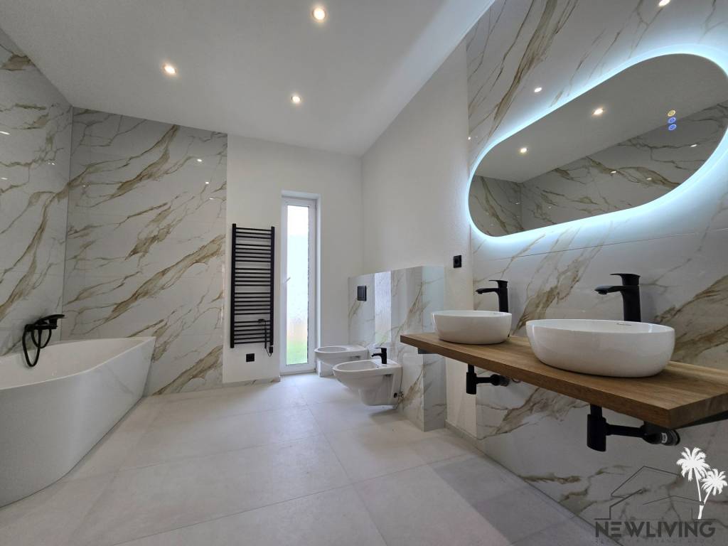 DOLINKY - Moravany nad Váhom 5 izbový bungalov - 11