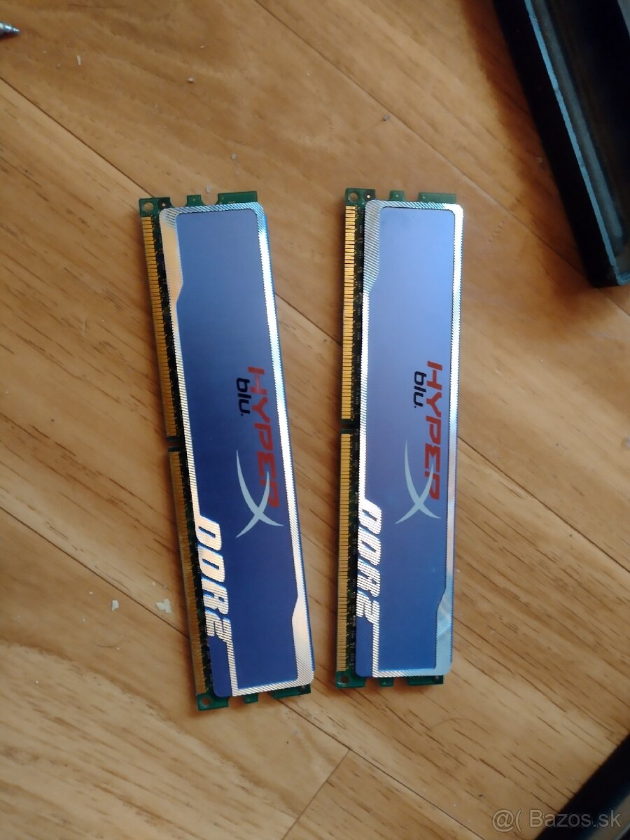 Predám skladaný Pc starší ma procese Intel i7. - 11