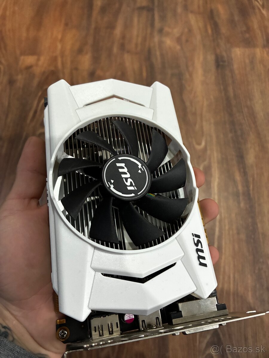 i5 + GTX 950 + 16GB RAM - 11