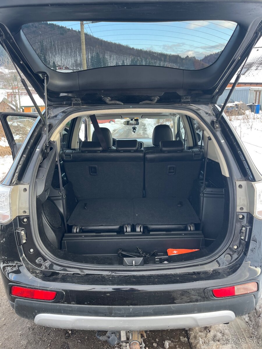 Predám Mitsubushi Outlander 2,2 diesel - 11