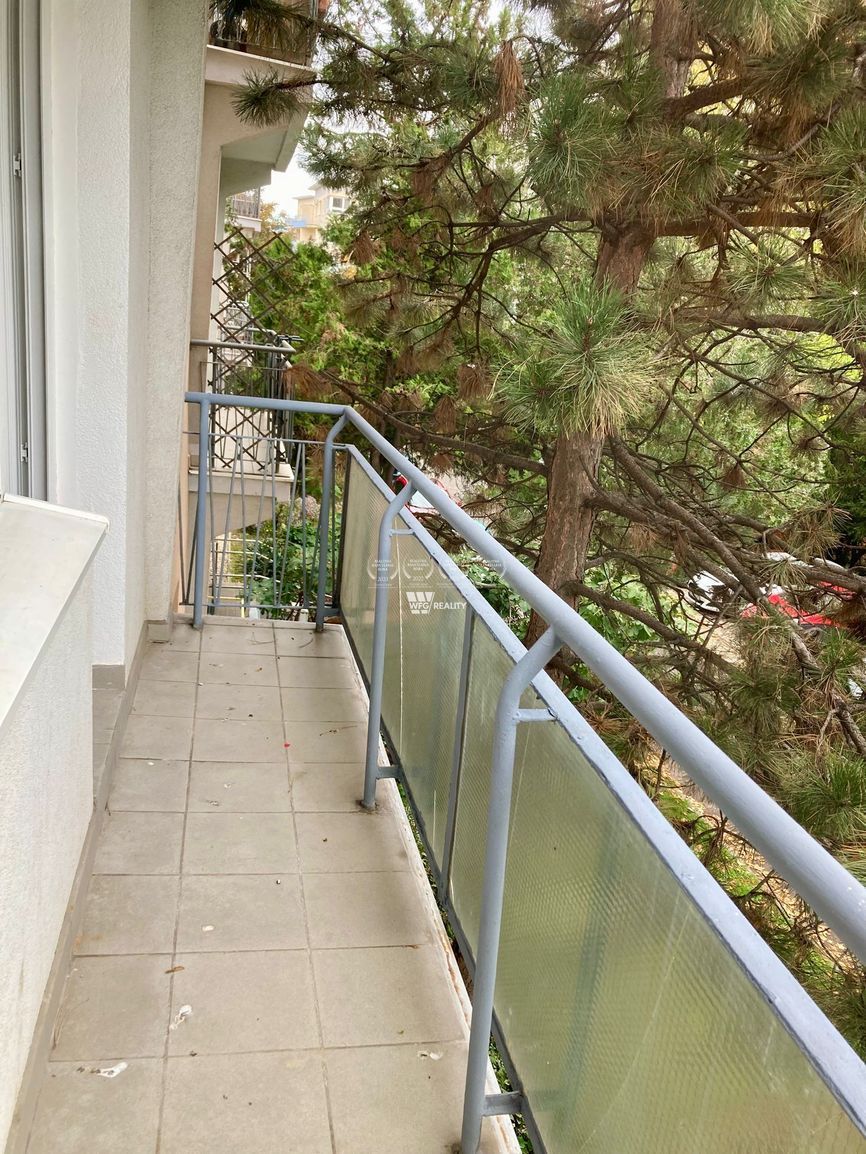 Na prenájom zrekonštruovaný, zariadený 2-izbový byt v tichej - 11