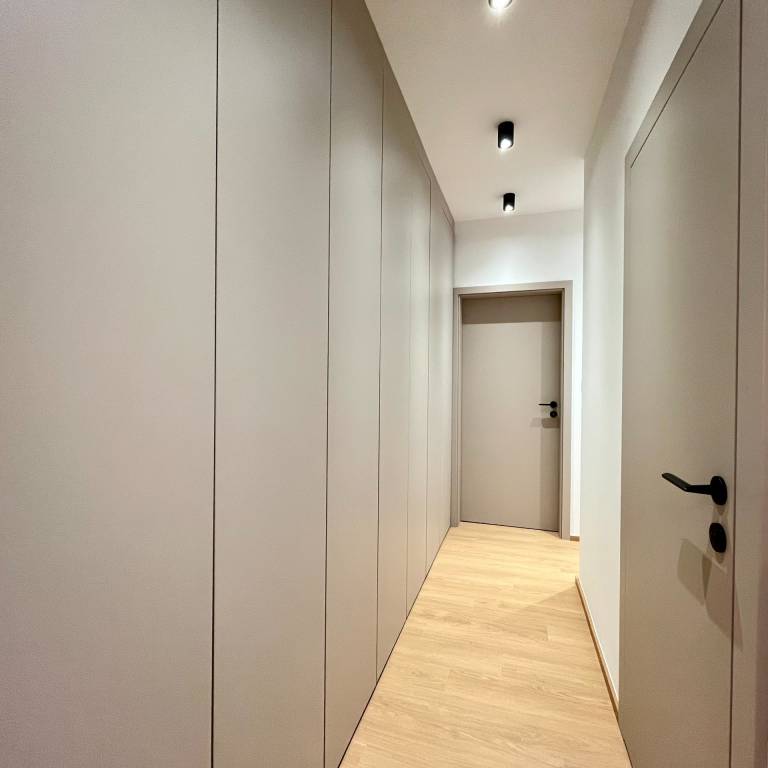 Moderný 3-izbový byt po kompletnej rekonštrukcii na ulici Ba - 11