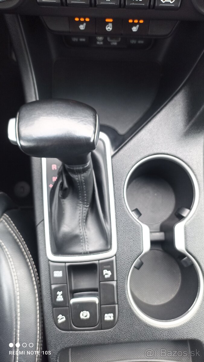 KIA SPORTAGE 2,0 CRDI AWD A/T PLATINUM - 11