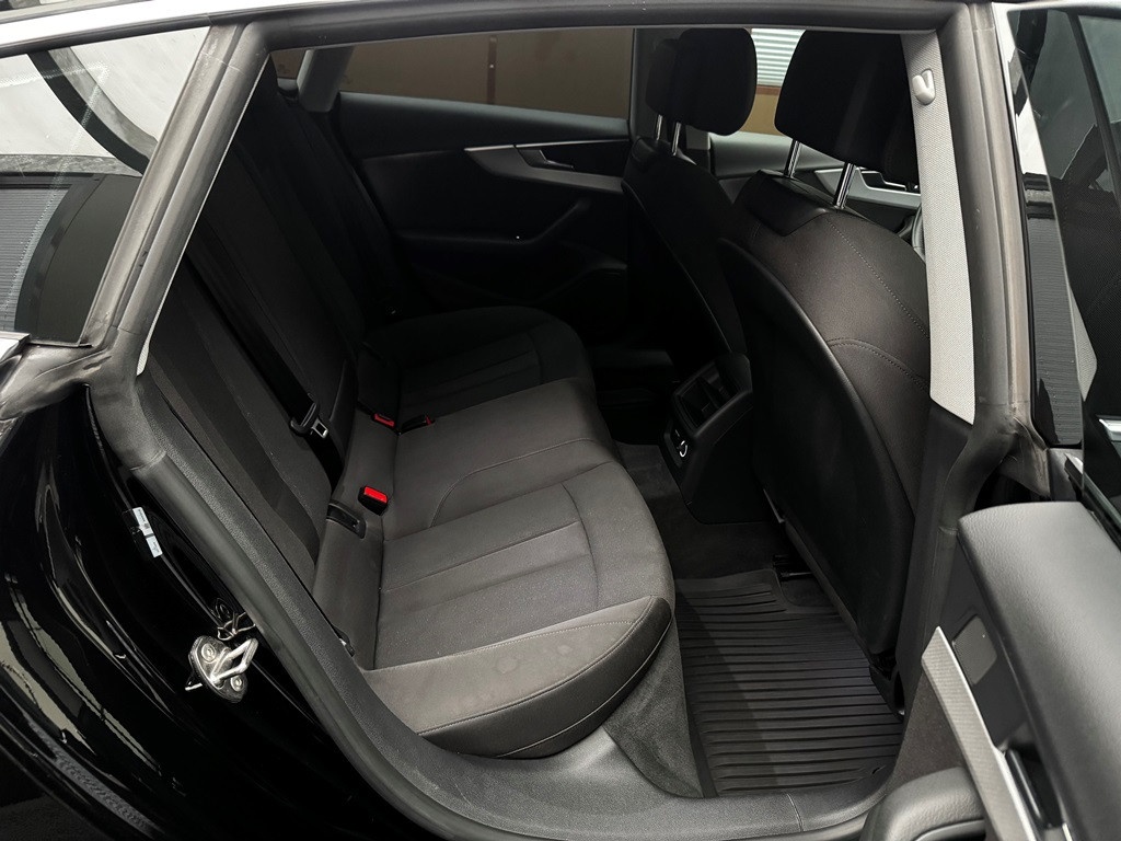 Audi A5 Sportback 40 2.0 TDI Quattro S-tronic - 11