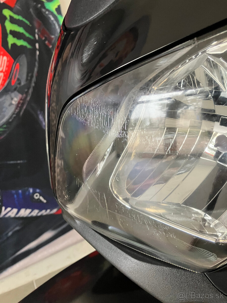 Suzuki DL650 V-Strom - 11