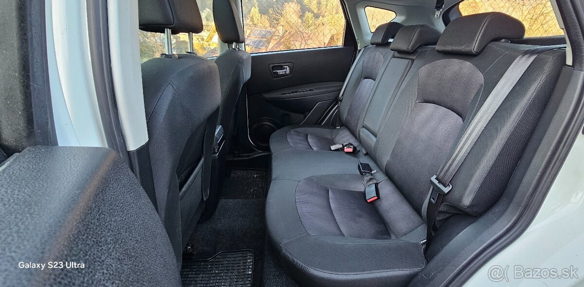 Nissan Qashqai 1.6i I-Way - 11