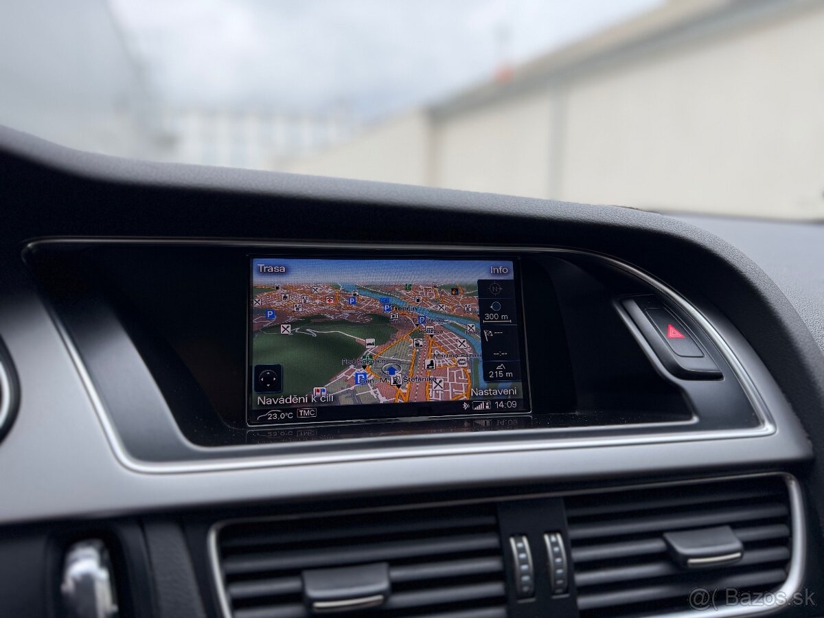 Audi A4 3.0TDI Quattro Panorama - 11