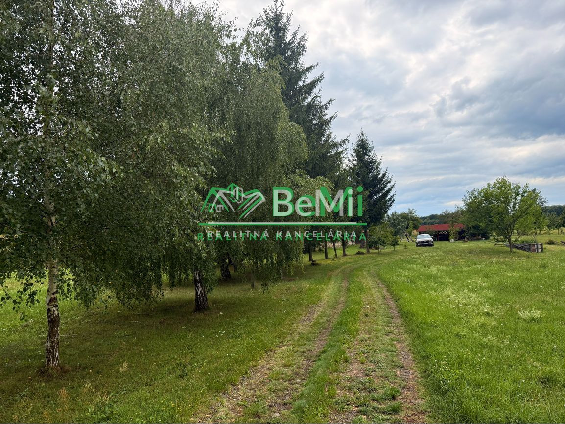 EXKLUZÍVNE– Usadlosť s rekreačným pozemkom 018-014-MIKU - 11