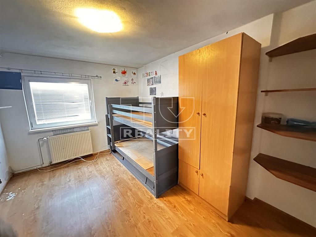 Predám rodinný dom, okres Poprad - 11