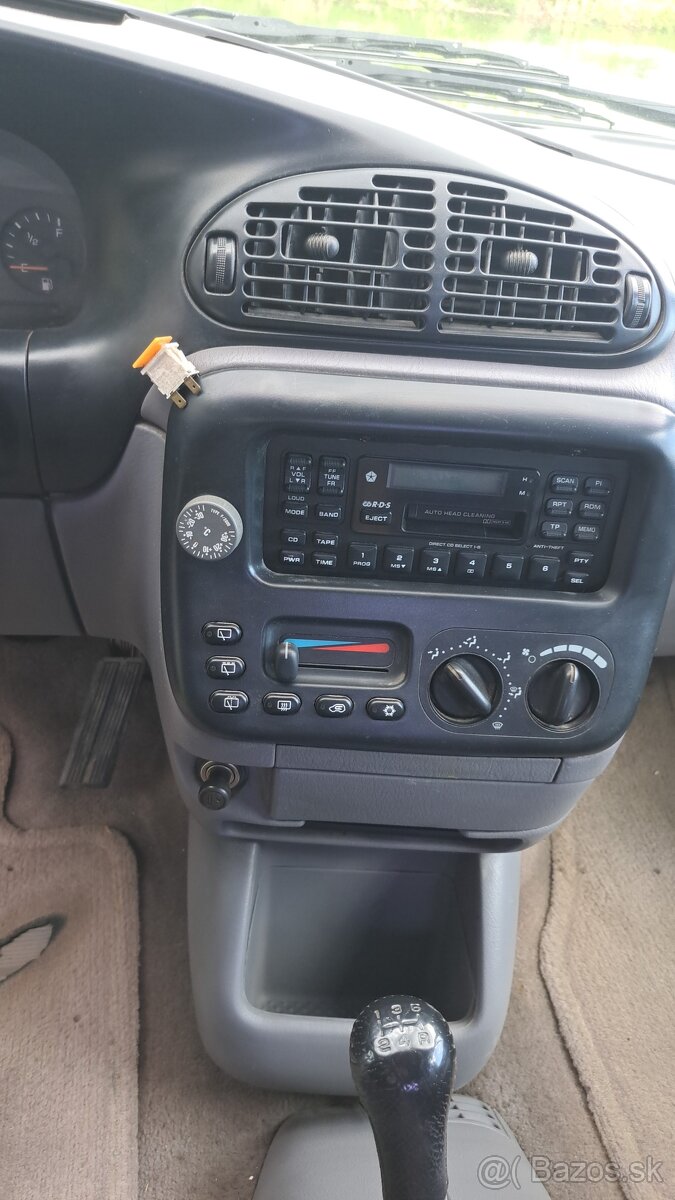 Predam Chrysler grand voyager - 11