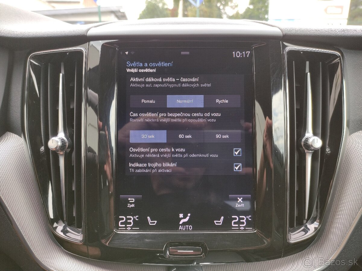 Volvo XC60 D4 R DESIGN FullLED KAMERA PANORAMA - 11