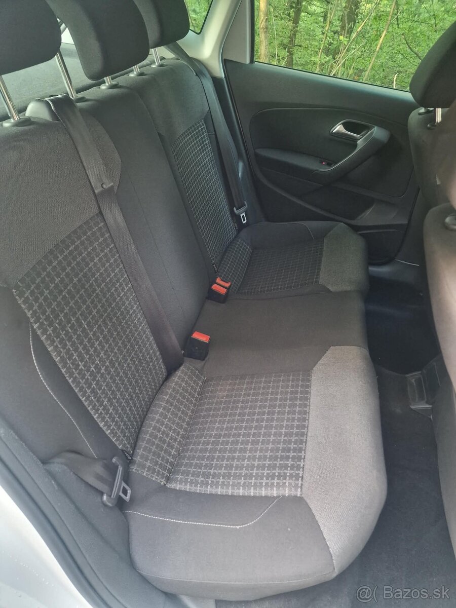 Volkswagen Polo 1.2 TSI R - Line - 11