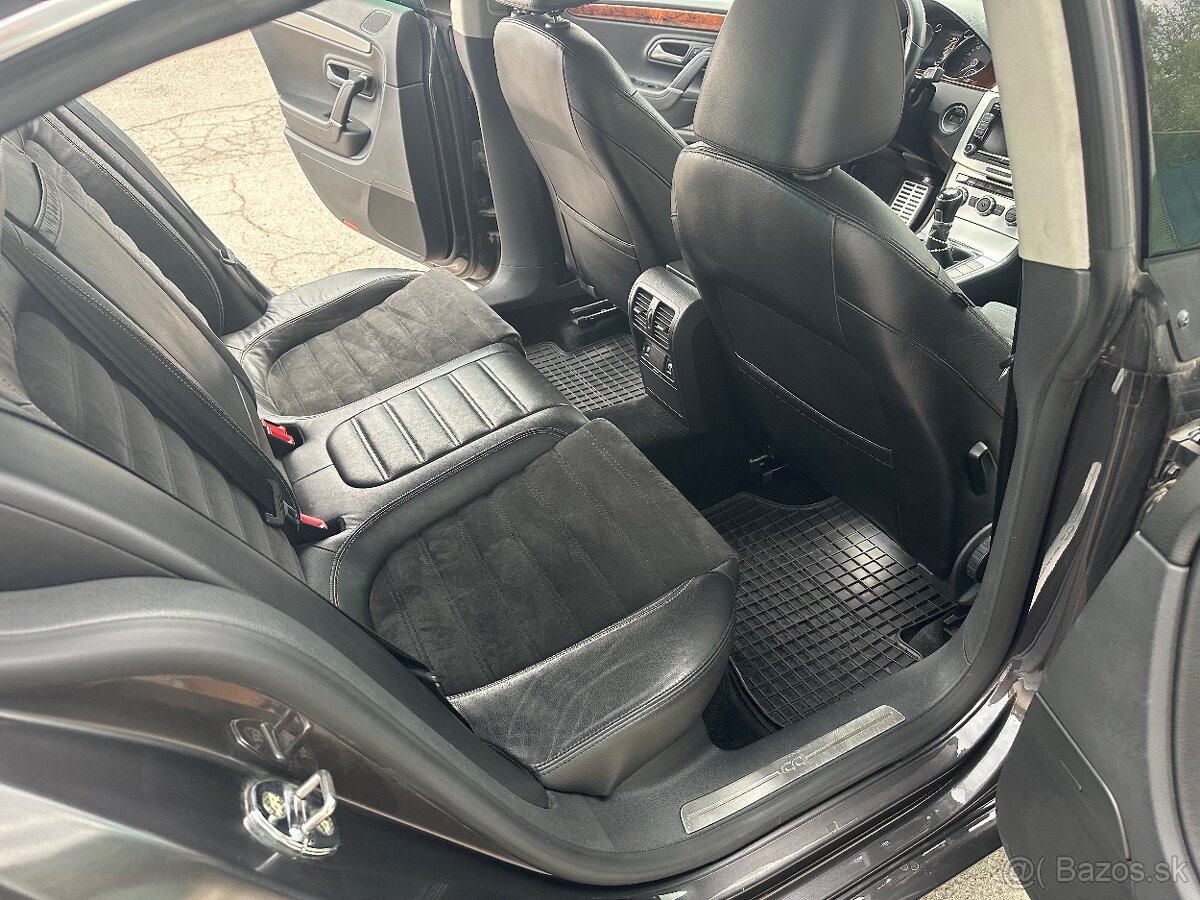 Volkswagen Passat CC - 11