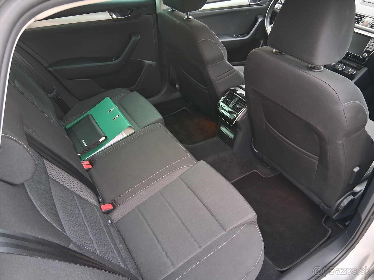 Škoda Superb Combi 2.0 TDI Ambition DSG - 11