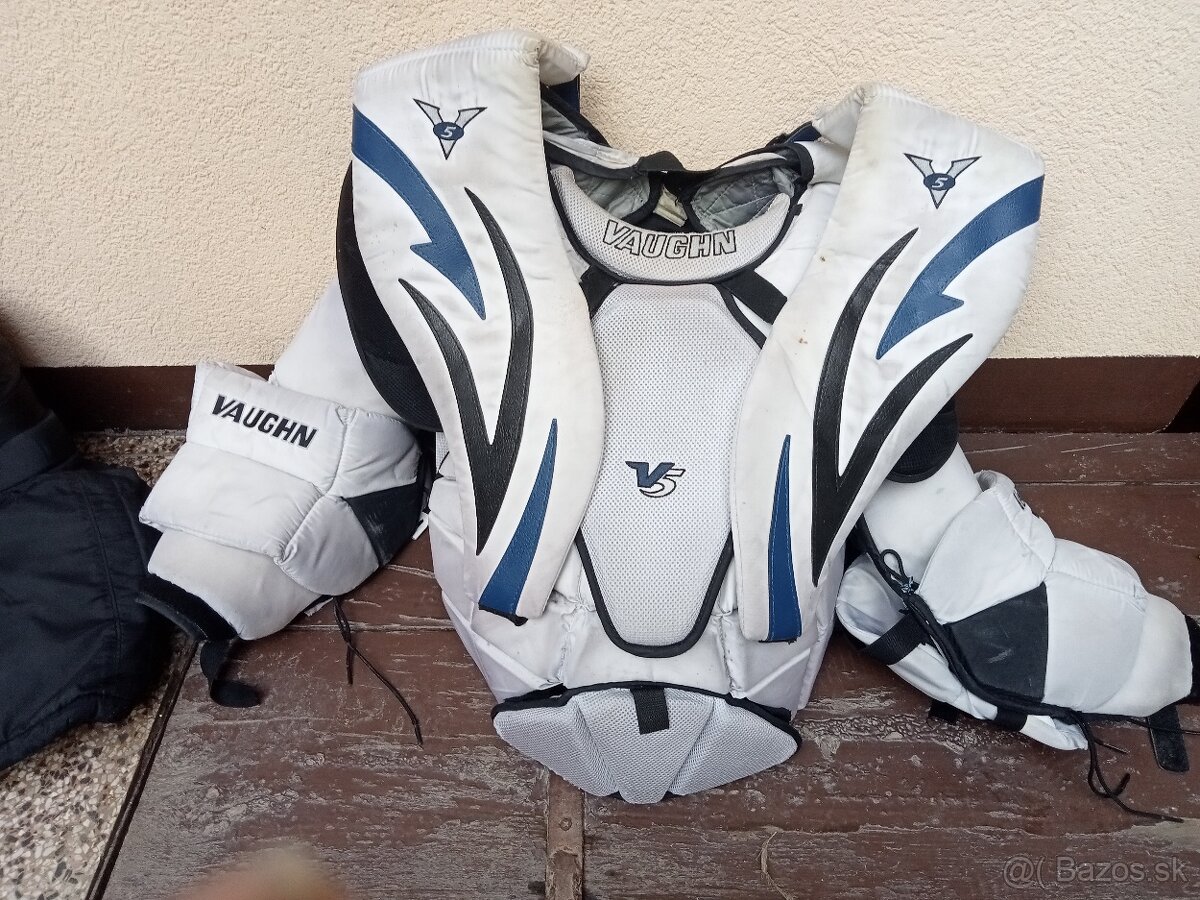 Brankárska výstroj - 11