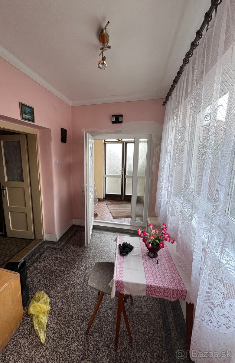 Rodinný dom v Palárikove v pokojnom prostredí (iba hotovosť) - 11