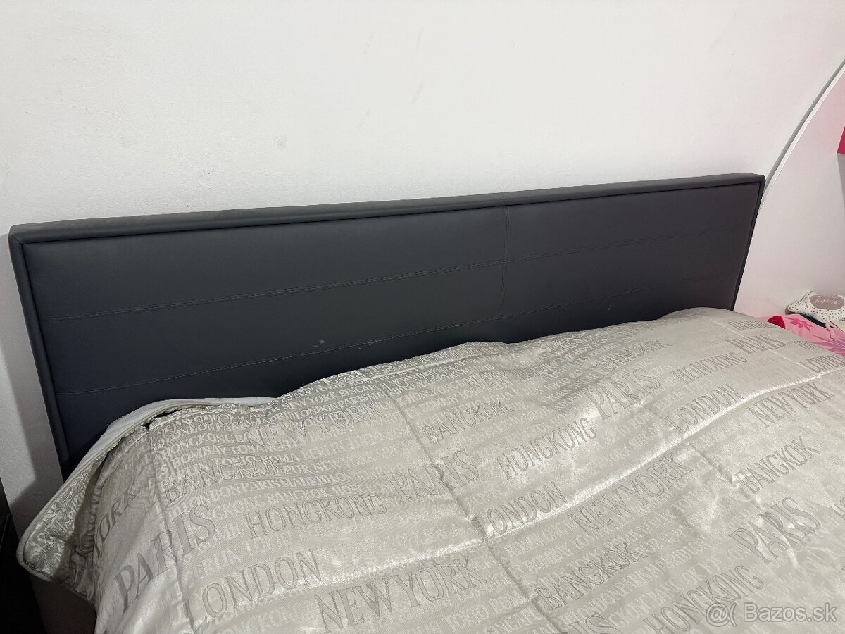 Manželská posteľ - 11