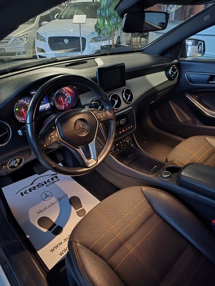 Mercedes Benz CLA200 CDI AMG Optic SK ŠPZ - 11