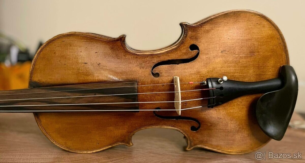 Husle 4/4 staré Amati - 11