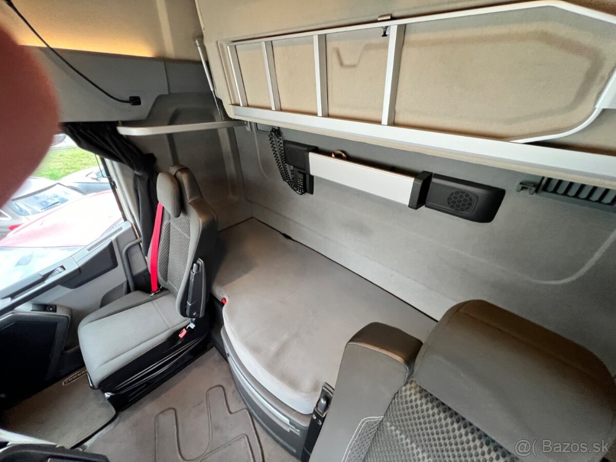 Renault T520 HIGH - 11