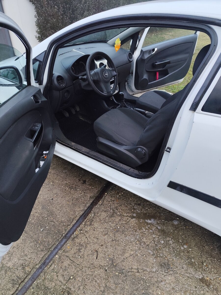 Opel Corsa 1.3 TDi eco - 11