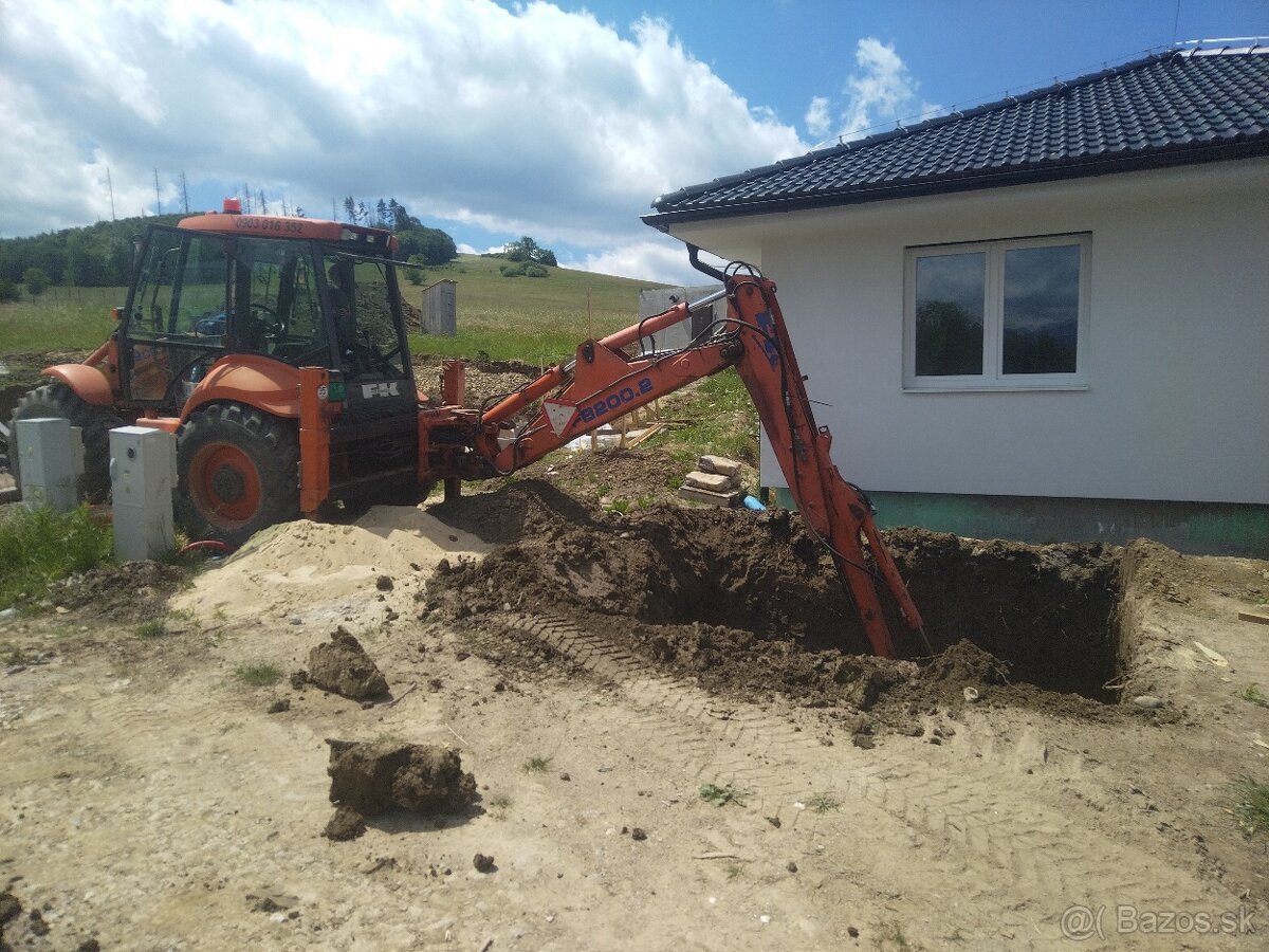 Zemné a výkopové práce traktorbagrom - 11