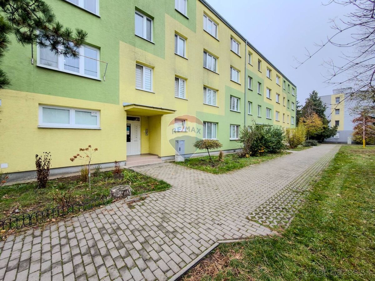 Zrekonštruovaný 1izbový byt na skok od centra na predaj - 11