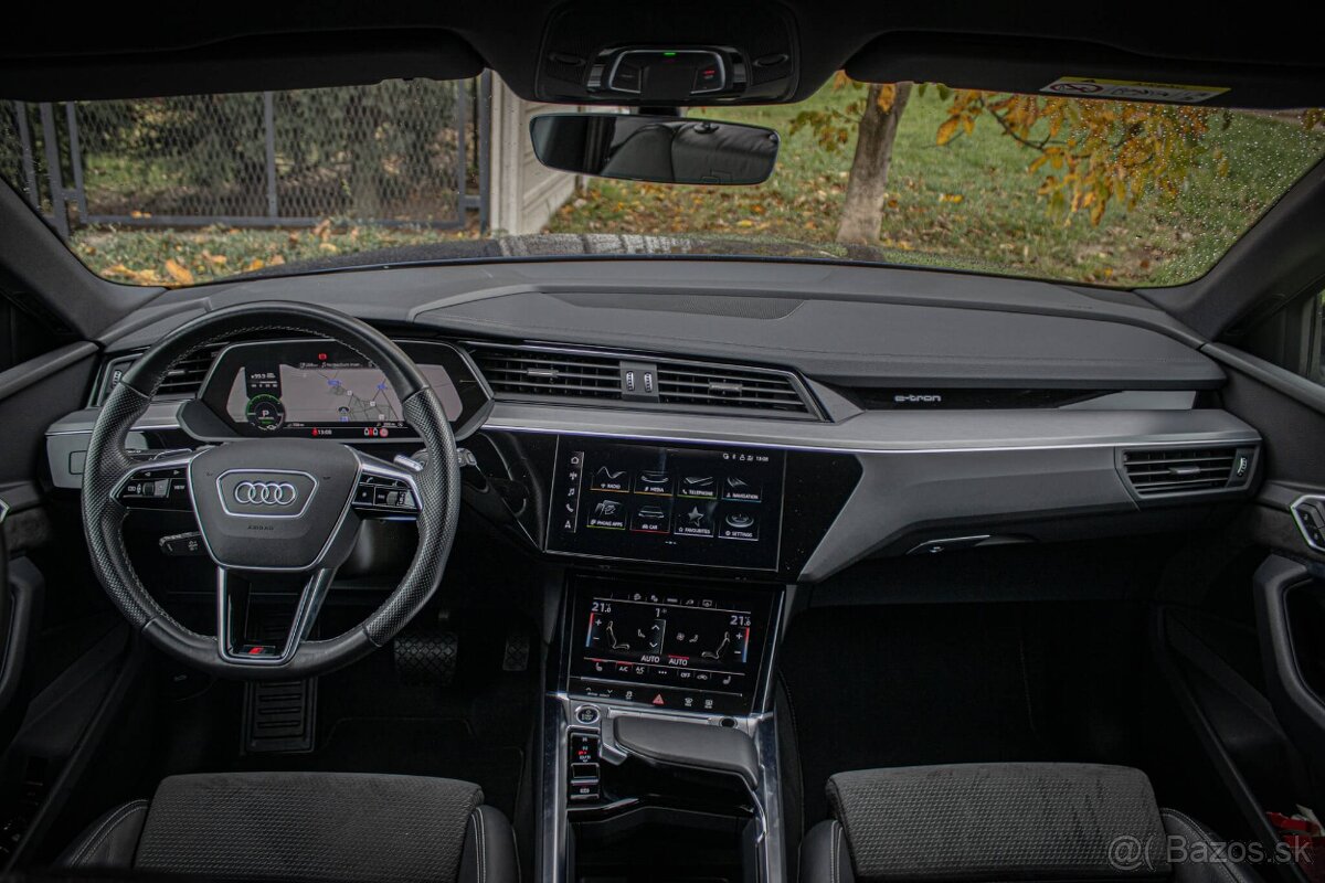 Audi E-tron 55 quattro S line - 11