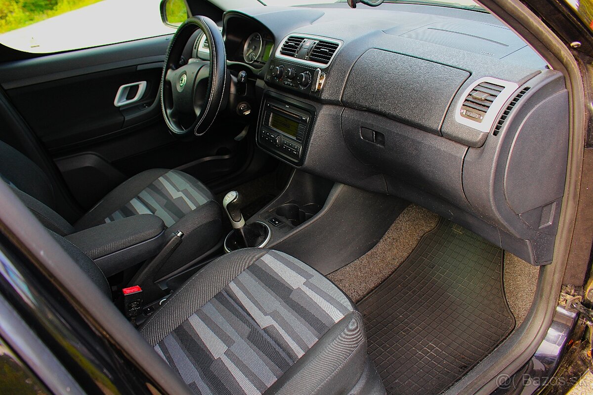 ŠKODA..ROOMSTER...1,2..51KW....BENZIN....2009....154TIS..KM - 11