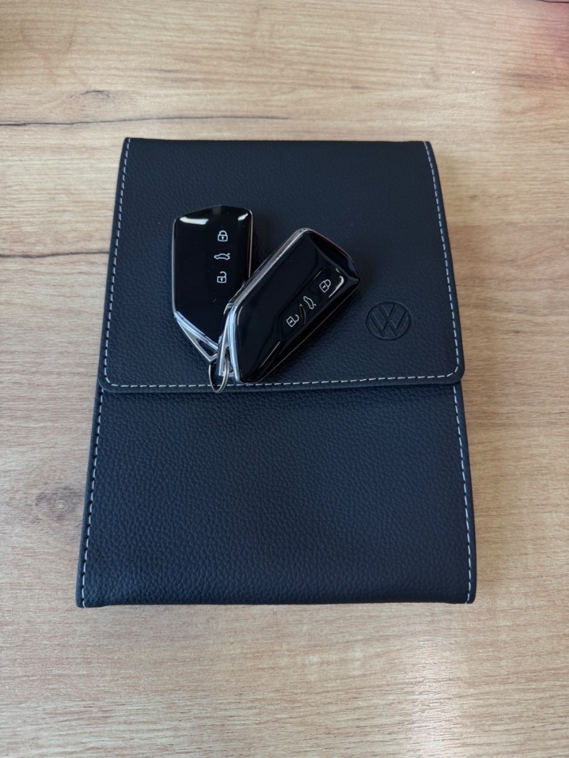 Volkswagen Passat Variant 2.0TDi DSG Elegance SK ŠPZ - 11