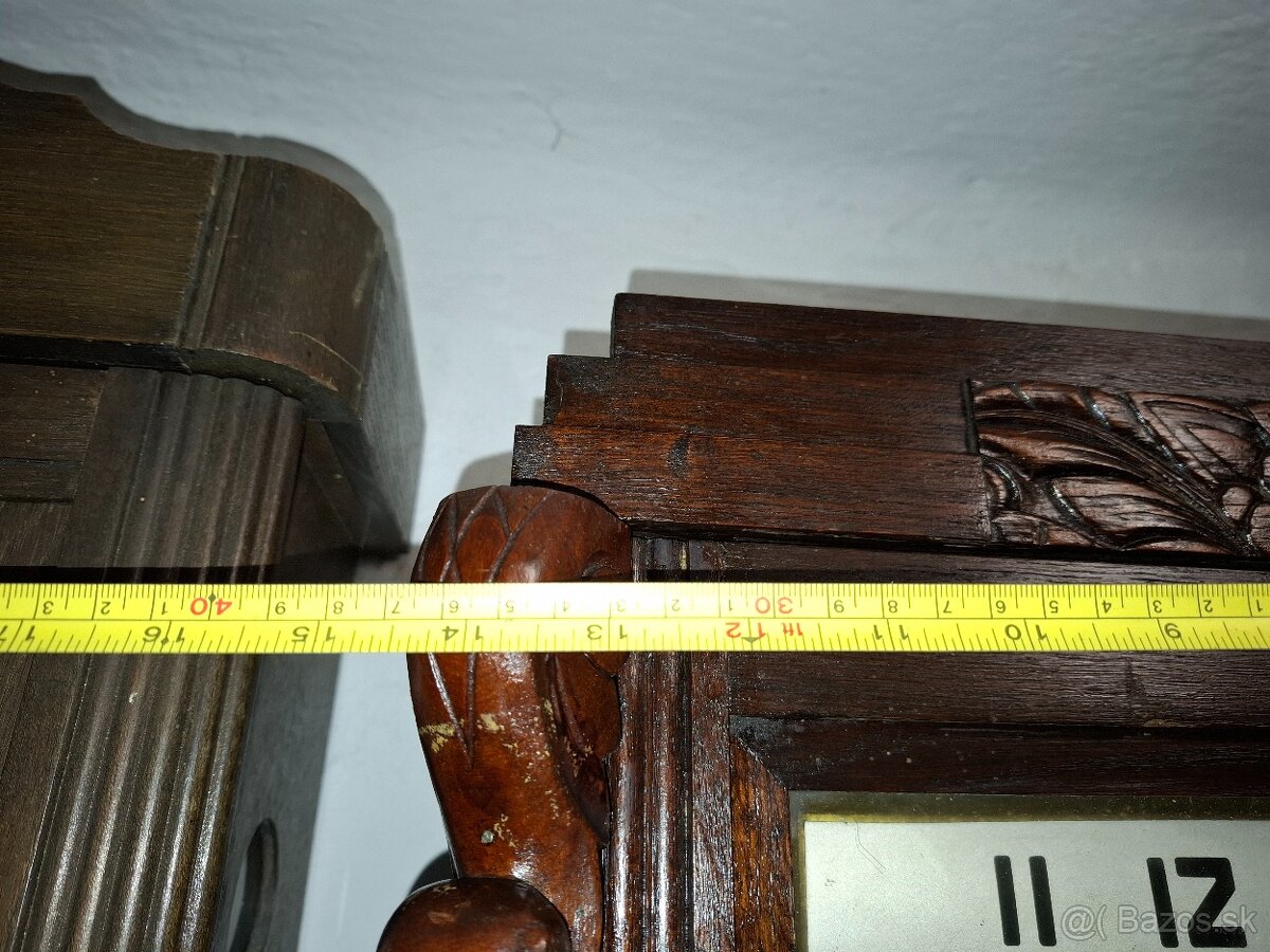 Predám funkčné polbicie starožitné nástenné hodiny VEDETTE F - 11