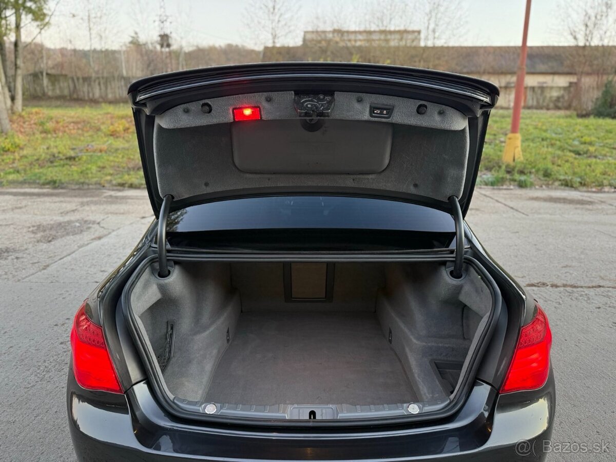 BMW Rad 7 750D xDrive Individual - 11
