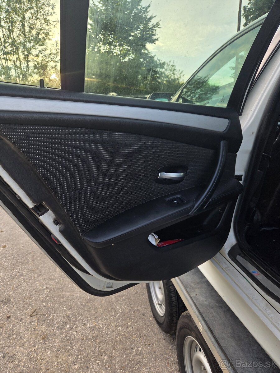 Rozpredám bmw e60 - 11