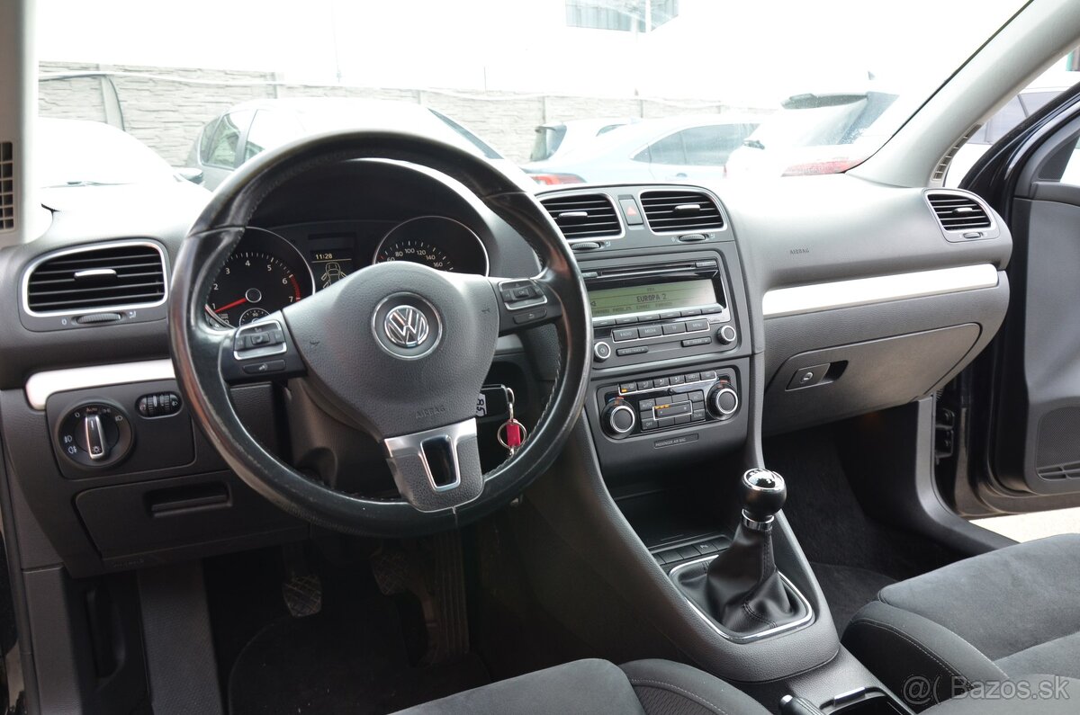 Volkswagen Golf 1,4 TSi Highline 90KW M6 - 11