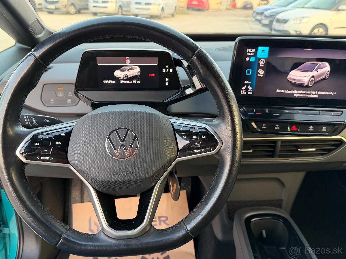 VW ID.3 Pure Performance 45kWh-110kW 46tis km - 11